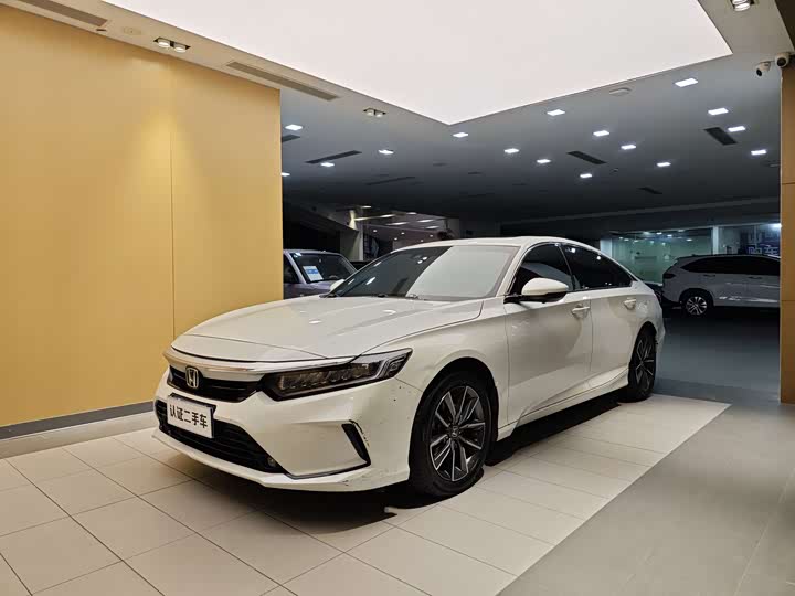 Фото 1 - Honda Inspire