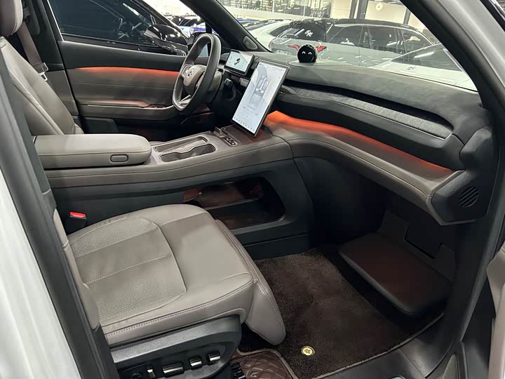 Фото 6 - Nio ES7