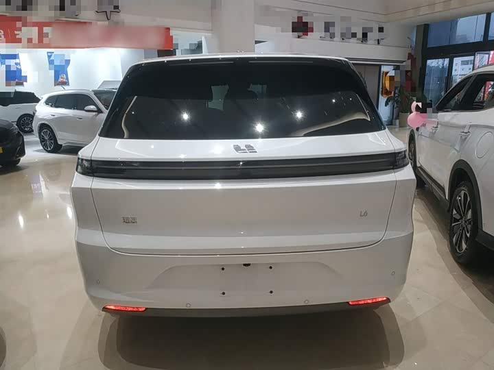 Фото 6 - LiXiang L6