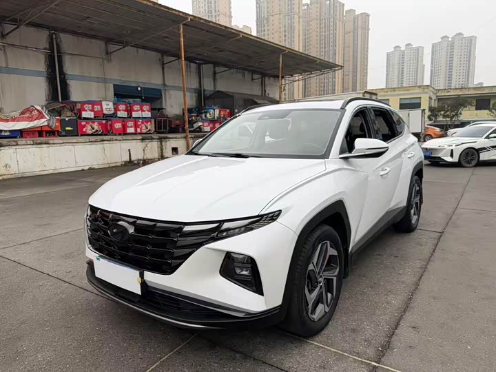 Фото 3 - Hyundai Tucson L