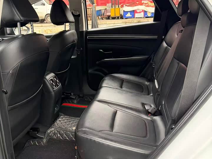 Фото 6 - Hyundai Tucson L