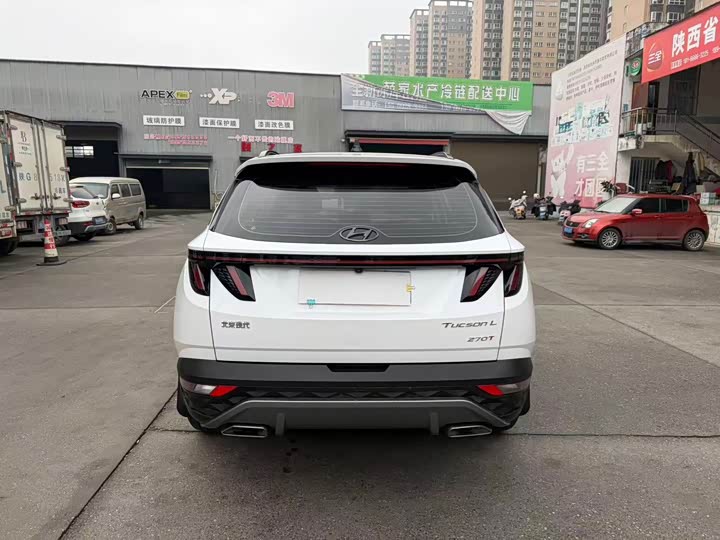 Фото 8 - Hyundai Tucson L