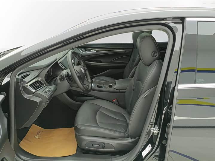 Фото 9 - Buick LaCrosse