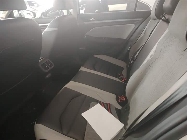 Фото 8 - Volkswagen Bora