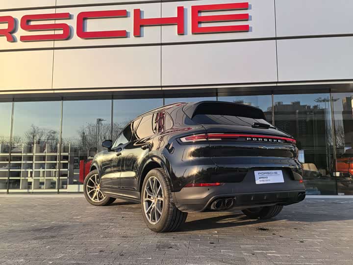 Фото 8 - Porsche Cayenne
