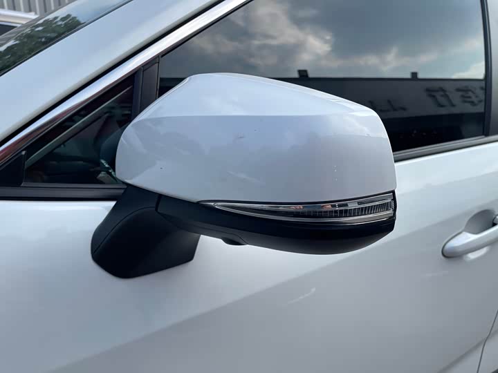 Фото 7 - Toyota Wildlander