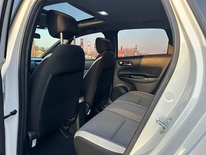 Фото 5 - Honda Life