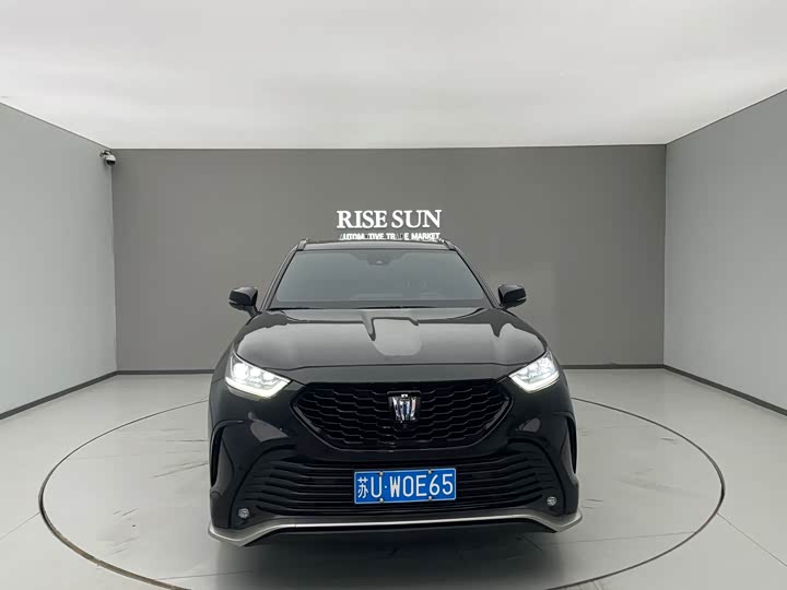 Фото 2 - Toyota Crown Kluger