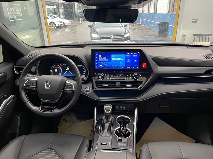 Фото 6 - Toyota Crown Kluger