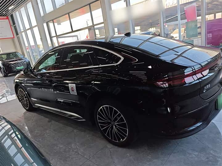 Фото 5 - BYD Han