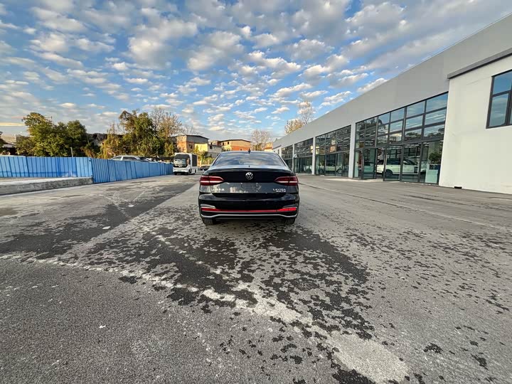 Фото 7 - Volkswagen Lavida