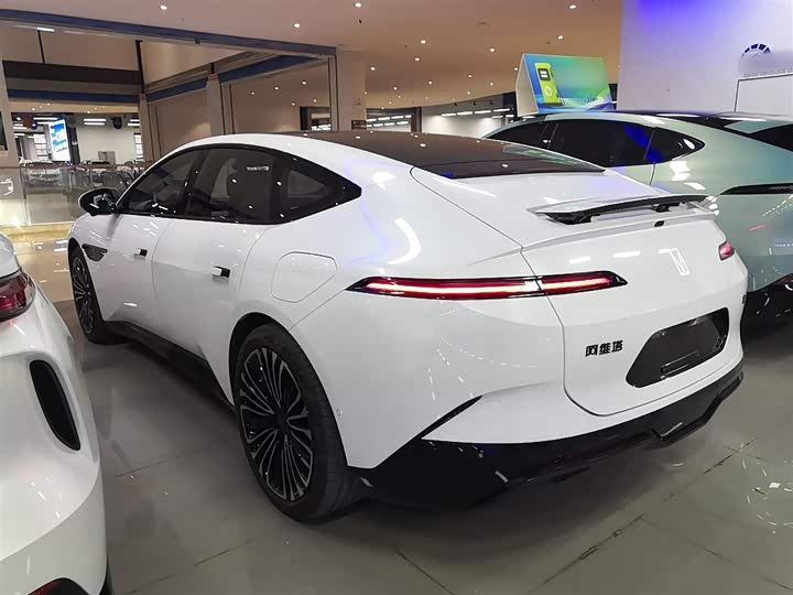 Фото 5 - Avatr 12