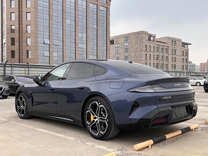 Фото 4 - Xiaomi SU7