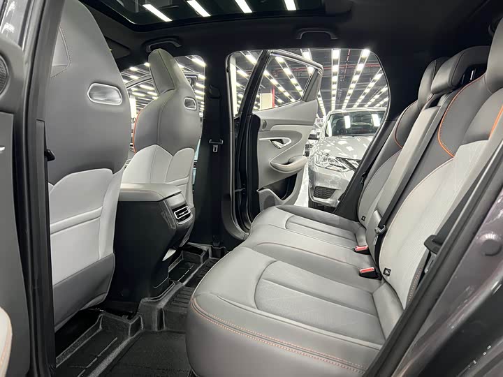 Фото 8 - Changan UNI-T