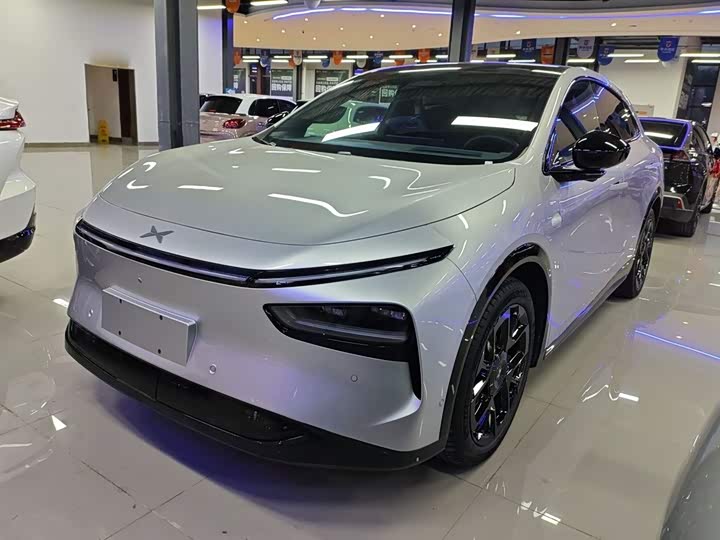 Фото 2 - XPeng G7