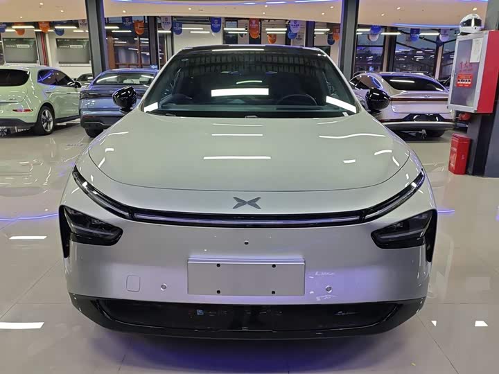 Фото 3 - XPeng G7