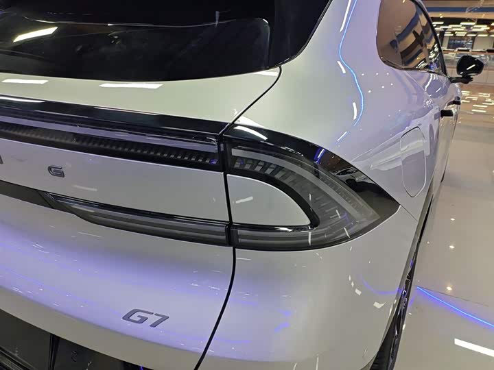 Фото 8 - XPeng G7