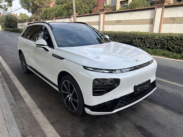 Фото 3 - XPeng G9