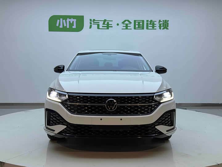 Фото 2 - Volkswagen Lavida