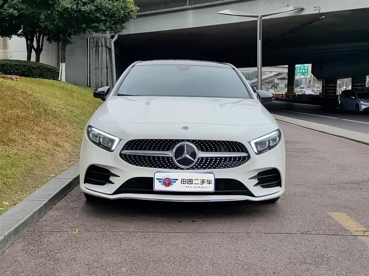Фото 2 - Mercedes-Benz A-Class