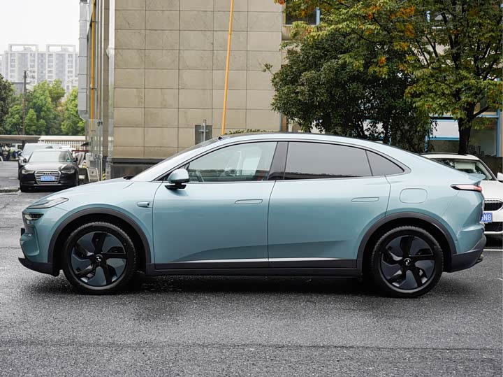 Фото 4 - Nio Onvo L60