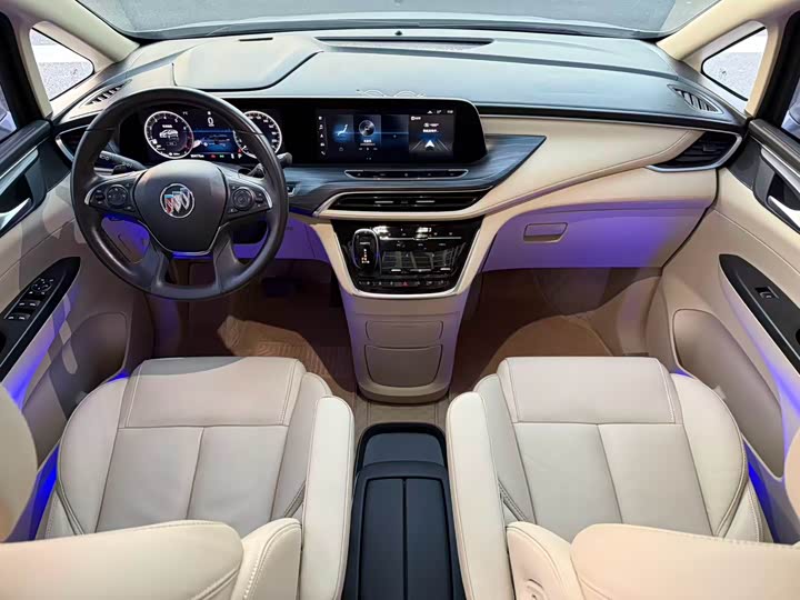 Фото 9 - Buick GL8 ES