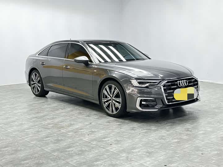 Фото 5 - Audi A6L