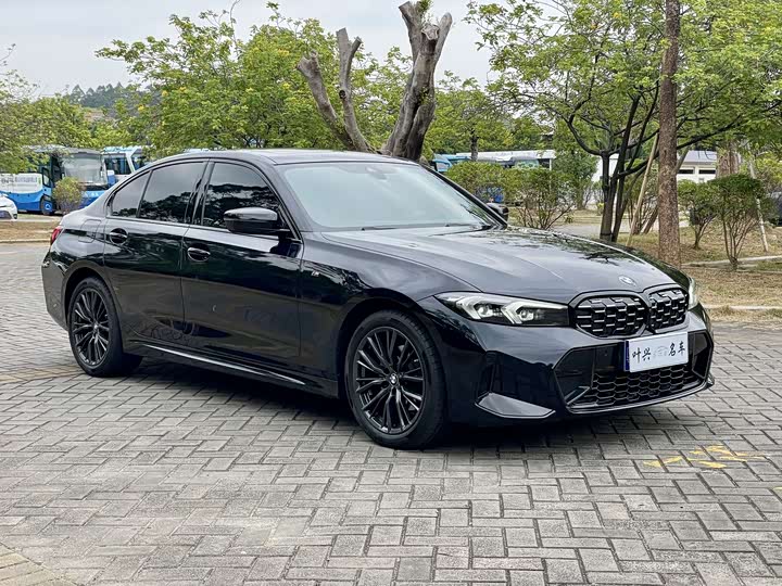 Фото 3 - BMW 3 Series