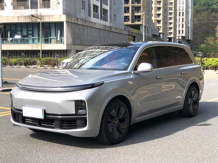 Фото 1 - LiXiang L9