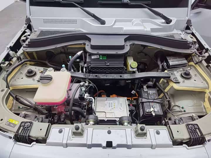 Фото 2 - Chery iCar V23