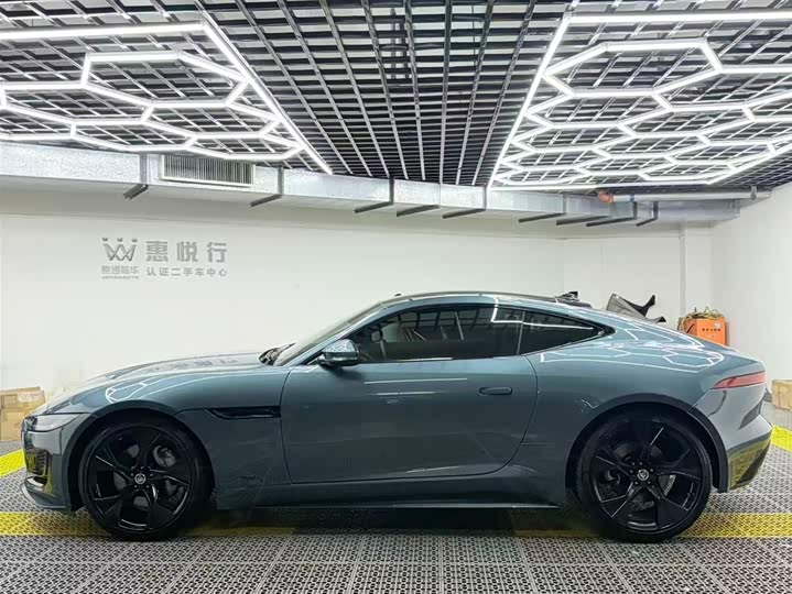 Фото 3 - Jaguar F-Type