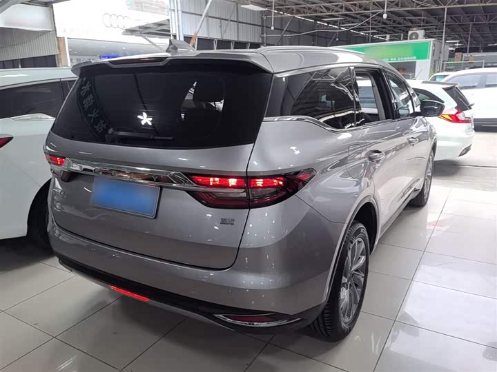 Фото 7 - Geely Jiaji