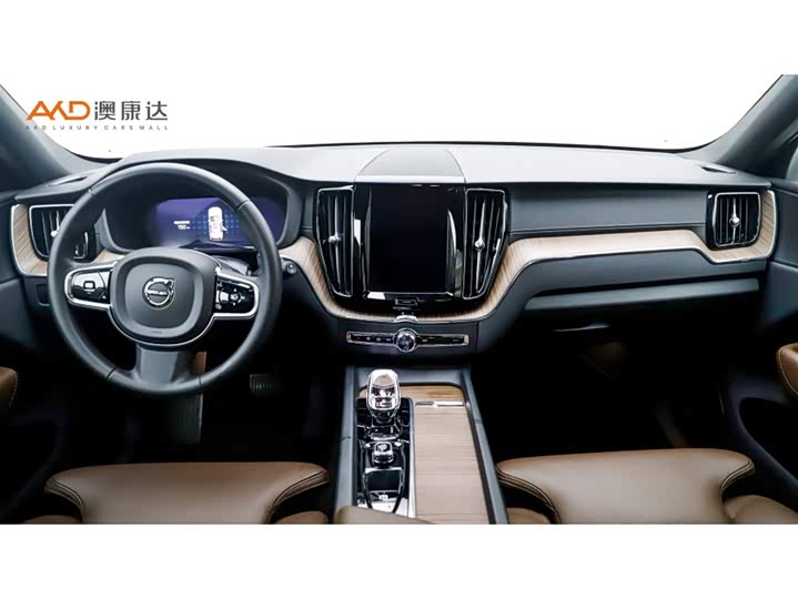 Фото 5 - Volvo XC60