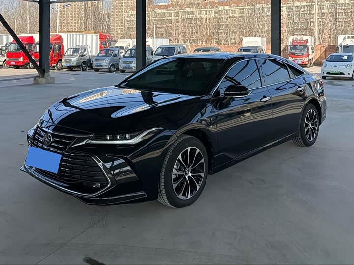 Фото 1 - Toyota Avalon