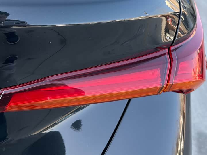 Фото 4 - Toyota Avalon