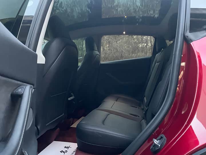 Фото 5 - Tesla Model Y