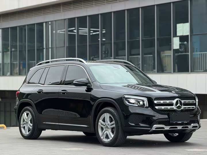 Фото 2 - Mercedes-Benz GLB-Class