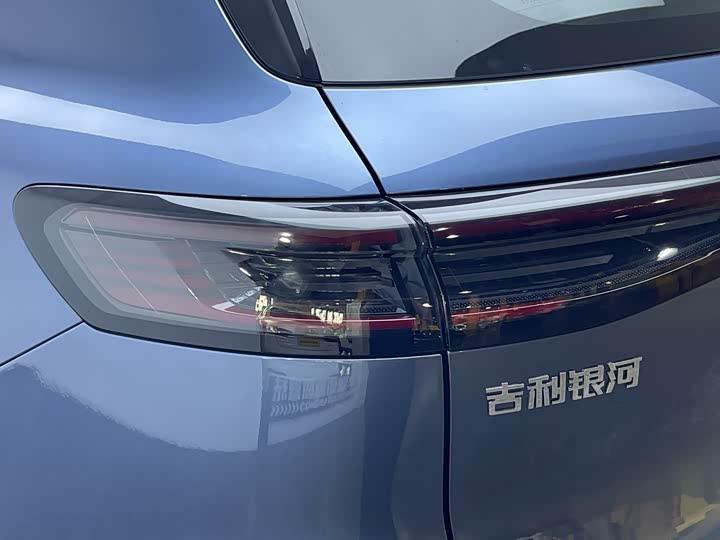 Фото 9 - Geely Galaxy Starship 7