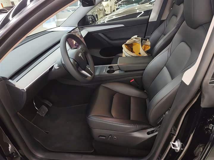 Фото 7 - Tesla Model Y