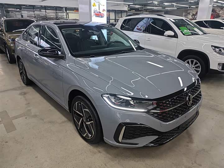 Фото 4 - Volkswagen Lavida