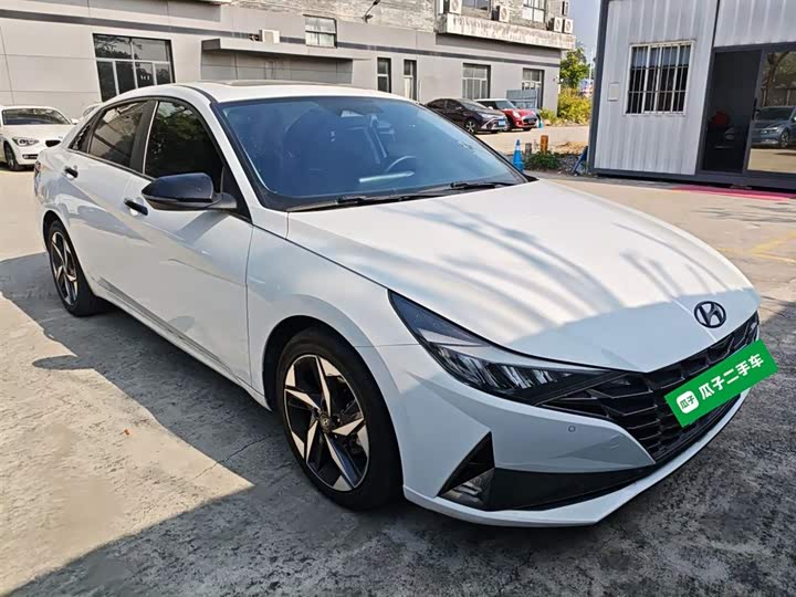 Фото 4 - Hyundai Elantra N line