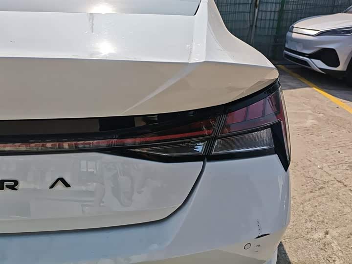 Фото 8 - Hyundai Elantra N line