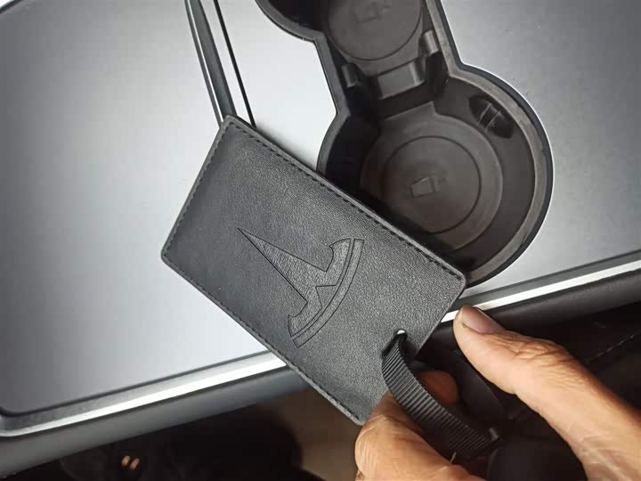 Фото 9 - Tesla Model Y