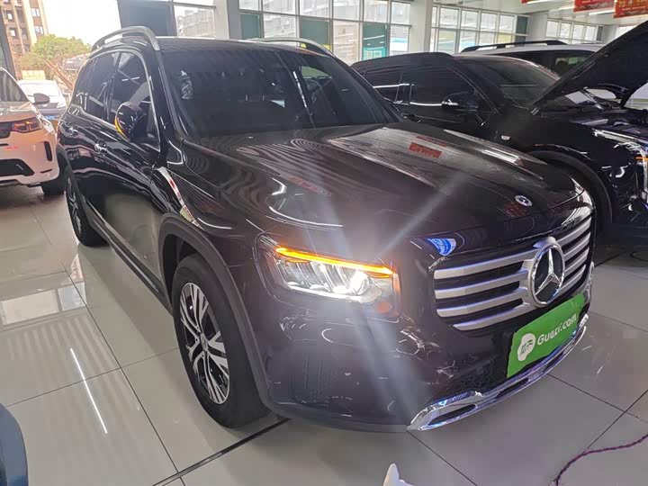 Фото 4 - Mercedes-Benz GLB-Class