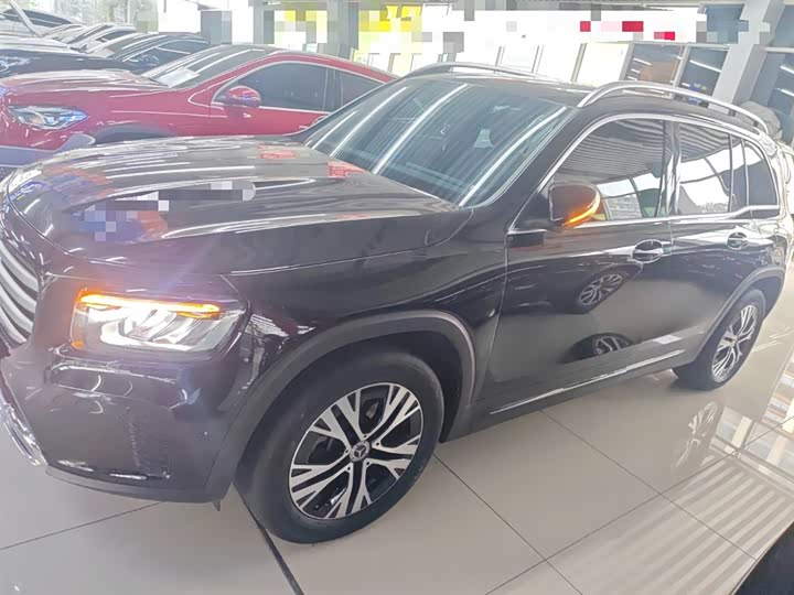 Фото 5 - Mercedes-Benz GLB-Class