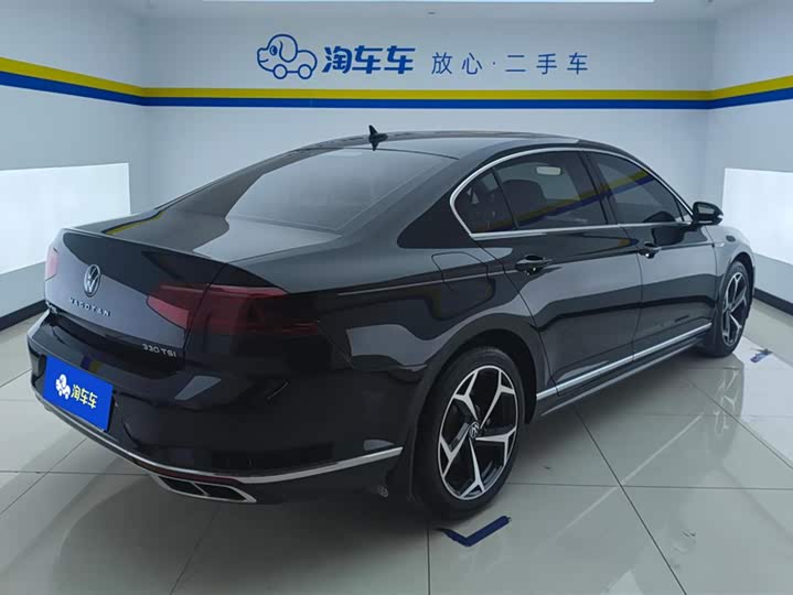 Фото 3 - Volkswagen Magotan