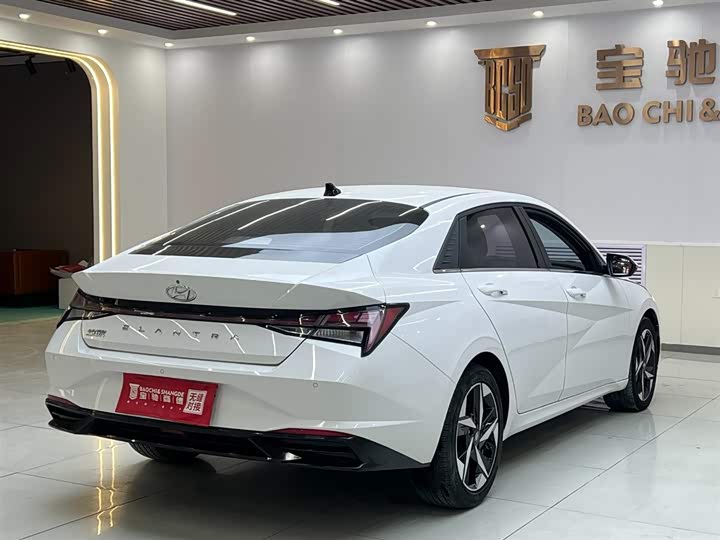 Фото 4 - Hyundai Elantra N line