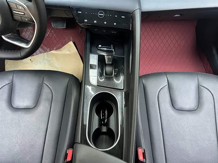 Фото 9 - Hyundai Elantra N line