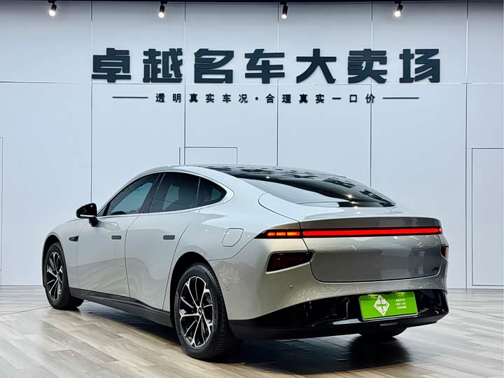 Фото 4 - XPeng P7