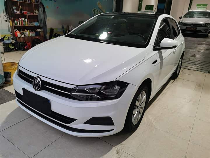 Фото 2 - Volkswagen Polo